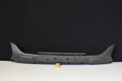 Renault Kadjar 15- etupuskurin alaosa